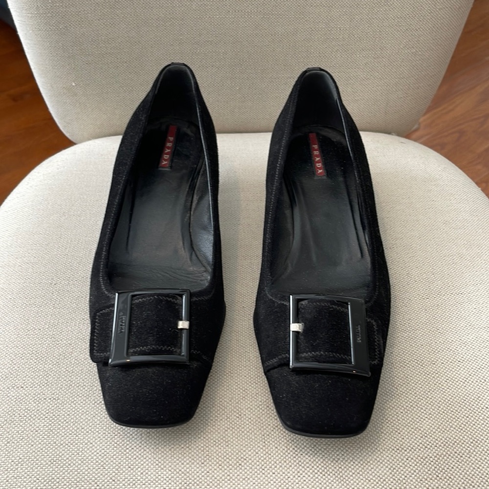 New Prada shoes 40.5 brand new never worn mint condition